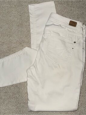 White Jordache Extra Stretch Skinny Jeans, Sz 8